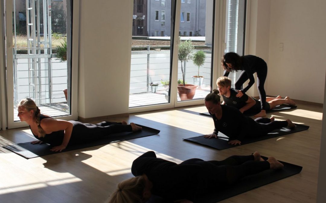 Yogalehrergehalt Honorar Yogastudio Aachen Yoga Individual