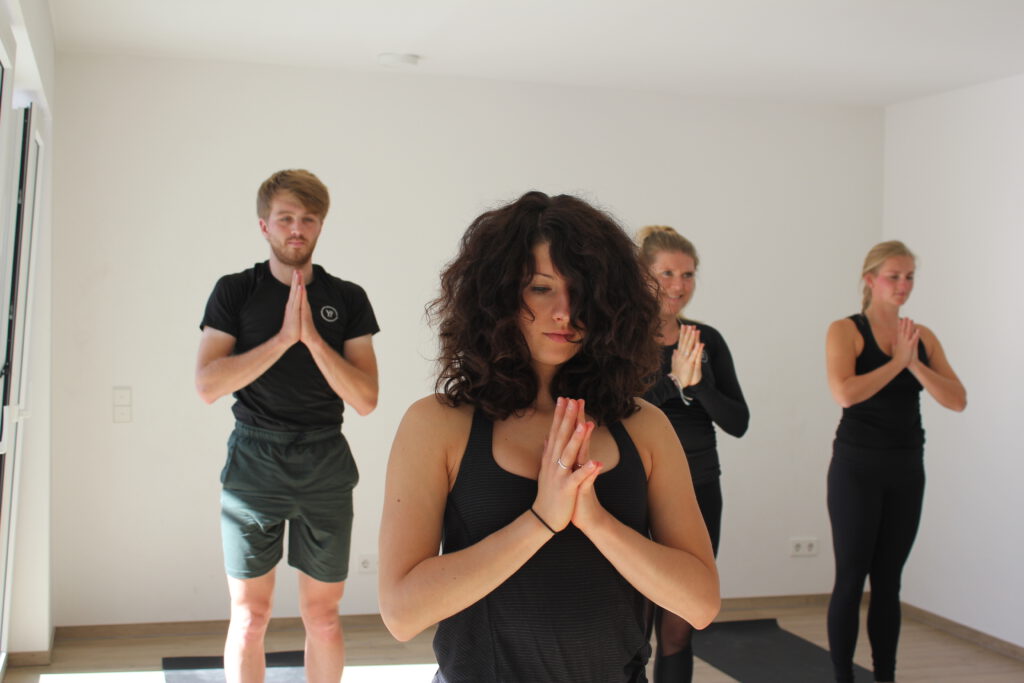 Intro Workshop für Yoga Anfänger - YOGA INDIVIDUAL Studio