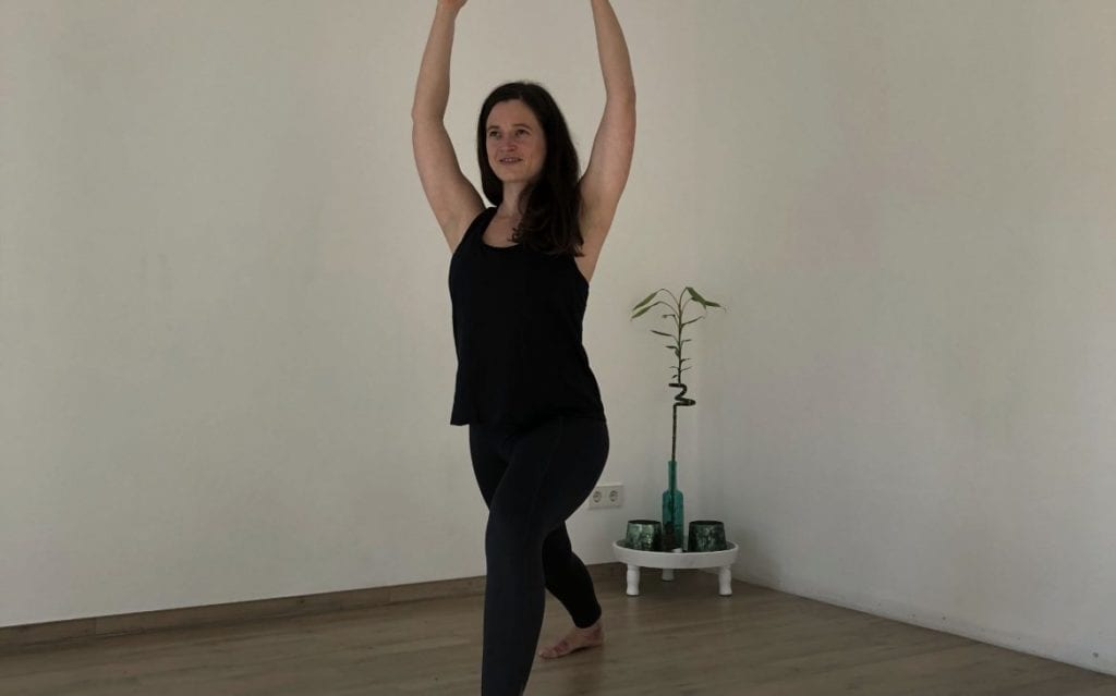 Krieger 1 im Yoga
