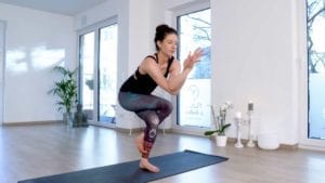 online Yoga Video zum Thema Mittellinie