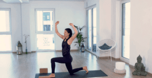 Yogapraxis für die Bewegungsrichtungen der Wirbelsäule