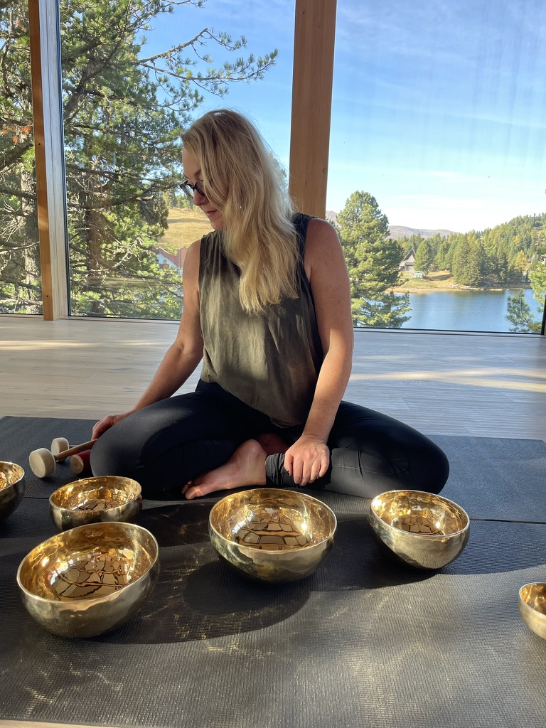 Sarah Bingham Yin Yoga & Klang